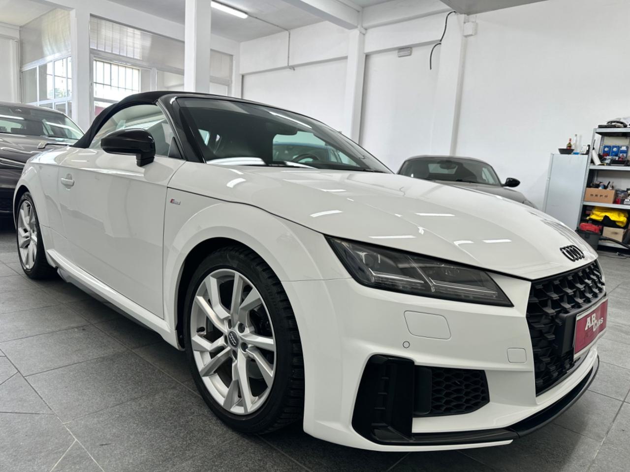 AUDI TT ROADSTER S-LINE COMPETITION