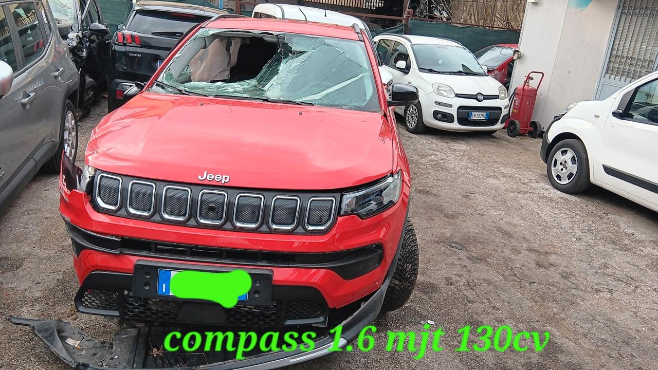 Jeep Compass incidentata sinistrata mondialcars 024