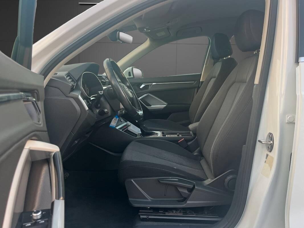 Audi Q3 35 2.0 tdi Business Advanced s-tronic