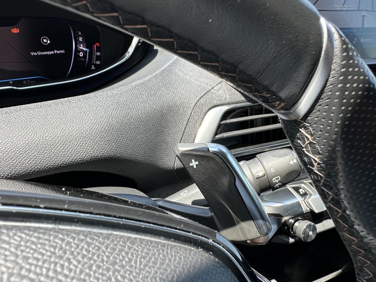 Peugeot 3008 BlueHDi 1.5 D 130 EAT8 GT 2021