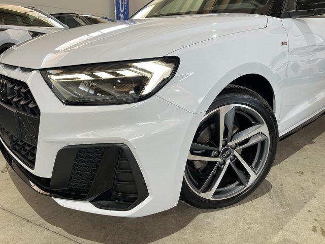 AUDI A1 SPB 30 TFSI 116 CV Identity Black S line "17 Sline