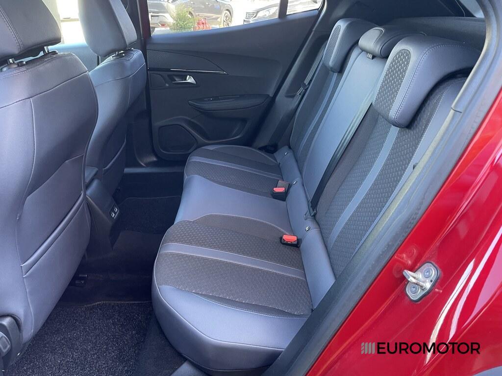 Peugeot 2008 1.5 BlueHDi Allure Navi Pack