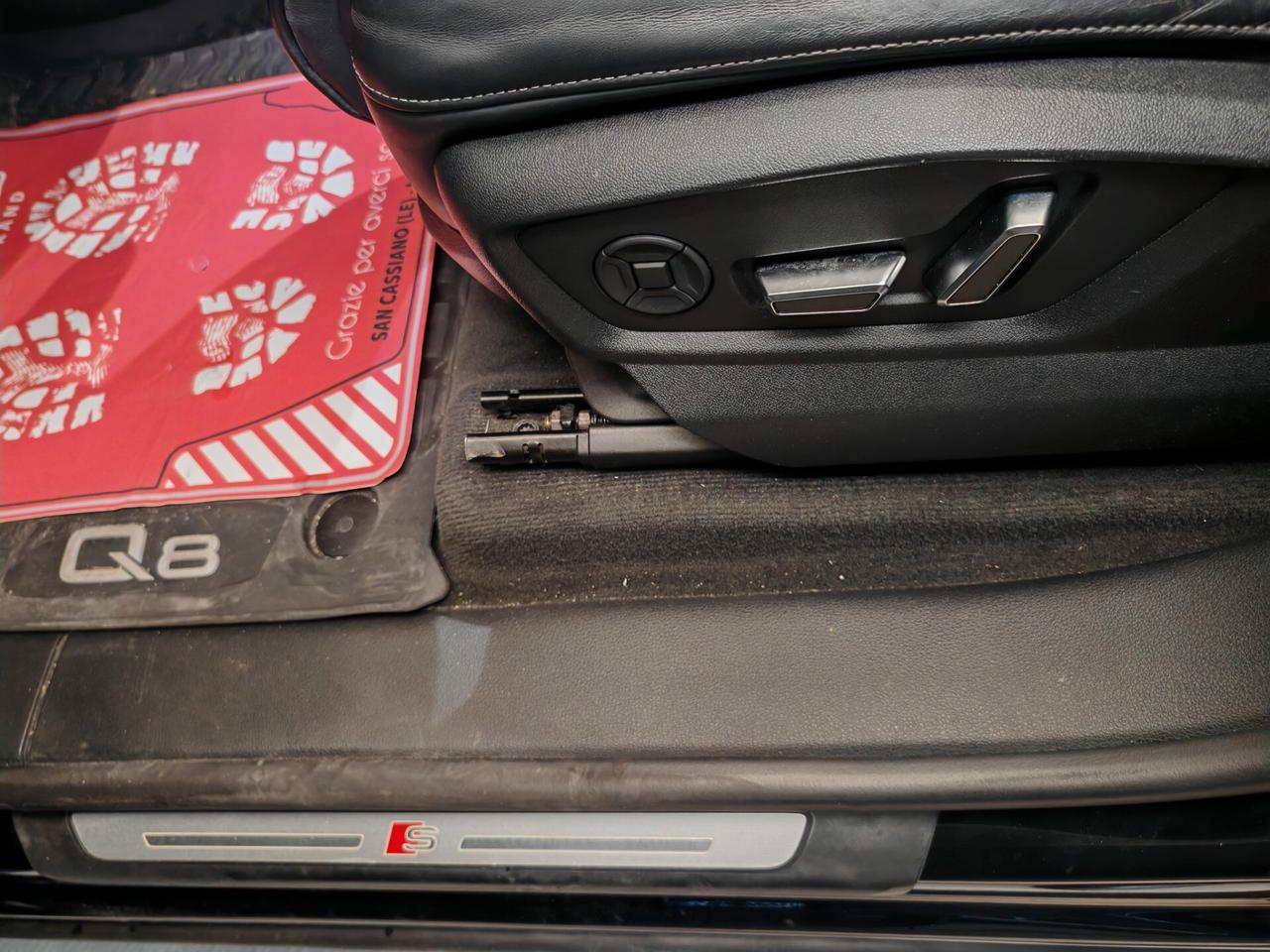 Audi Q8 50 TDI 286 CV quattro tiptronic Sport