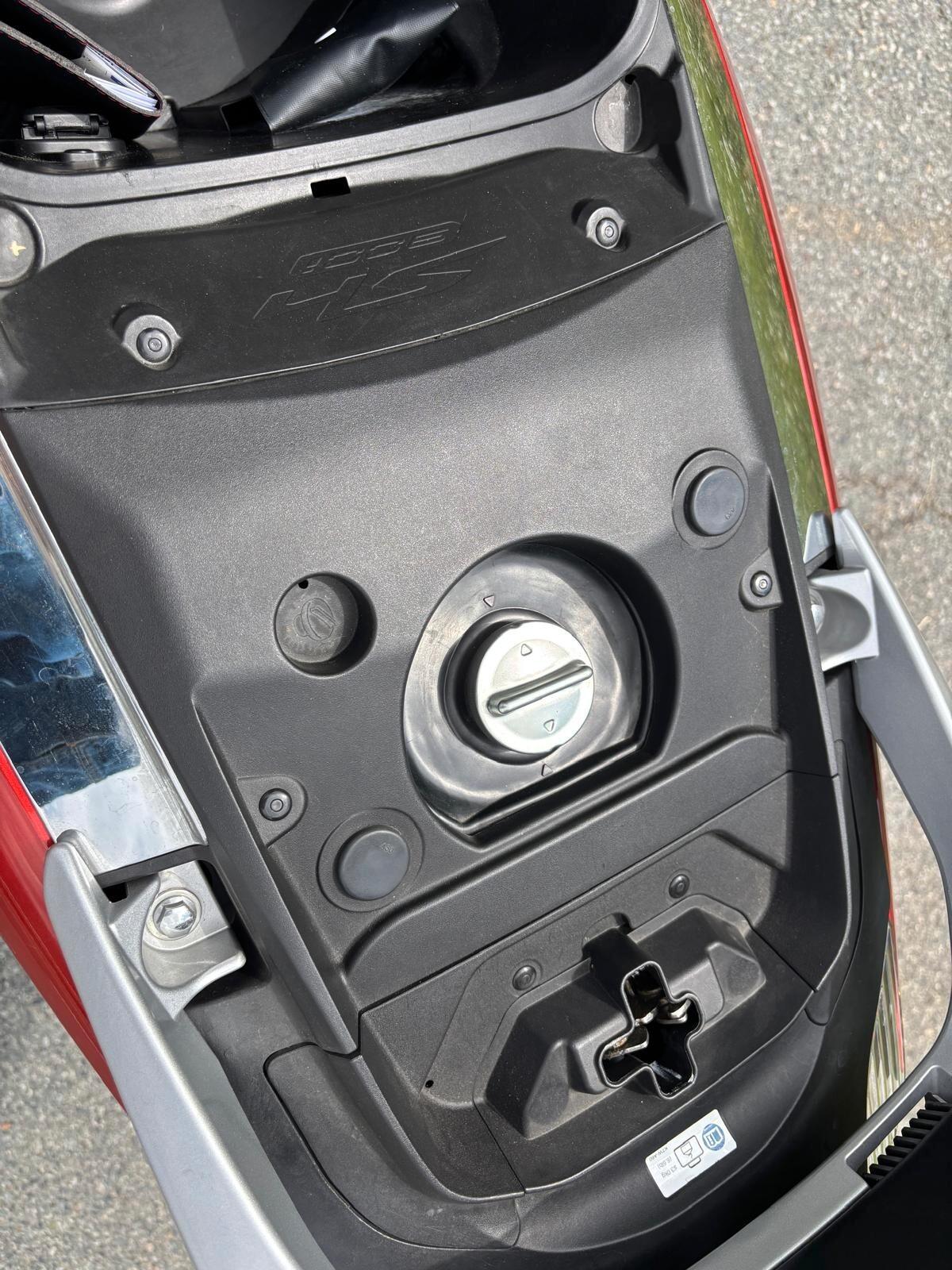Honda SH 300 i - ABS - KEYLESS