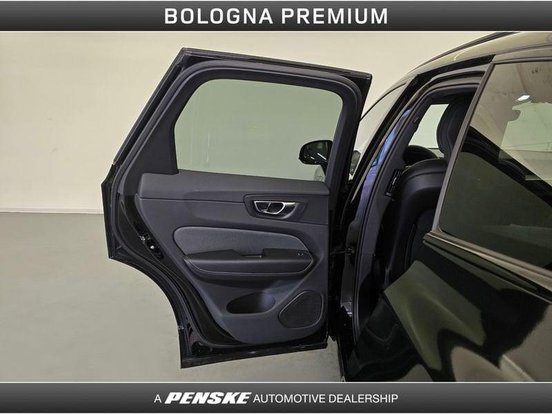 Volvo XC60 XC60 B4 (d) Geartronic R-design
