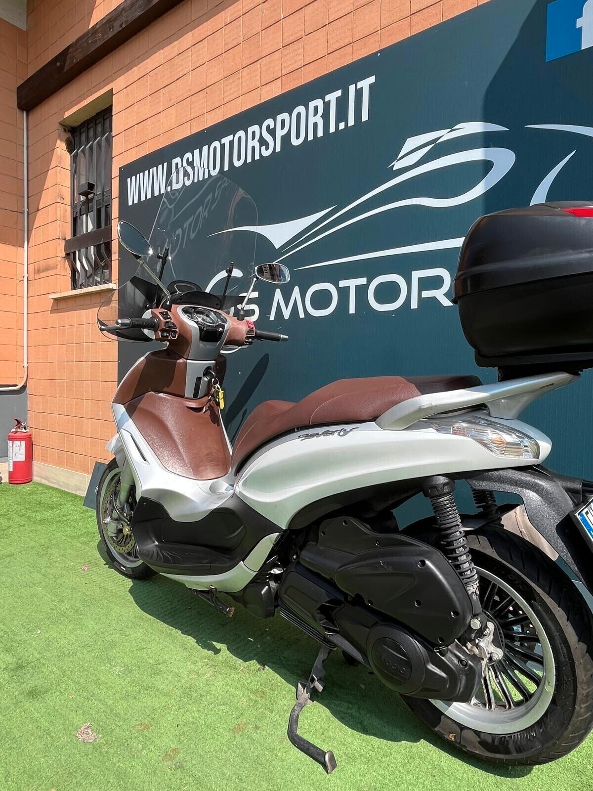 Piaggio Beverly 300 i.e. Abs