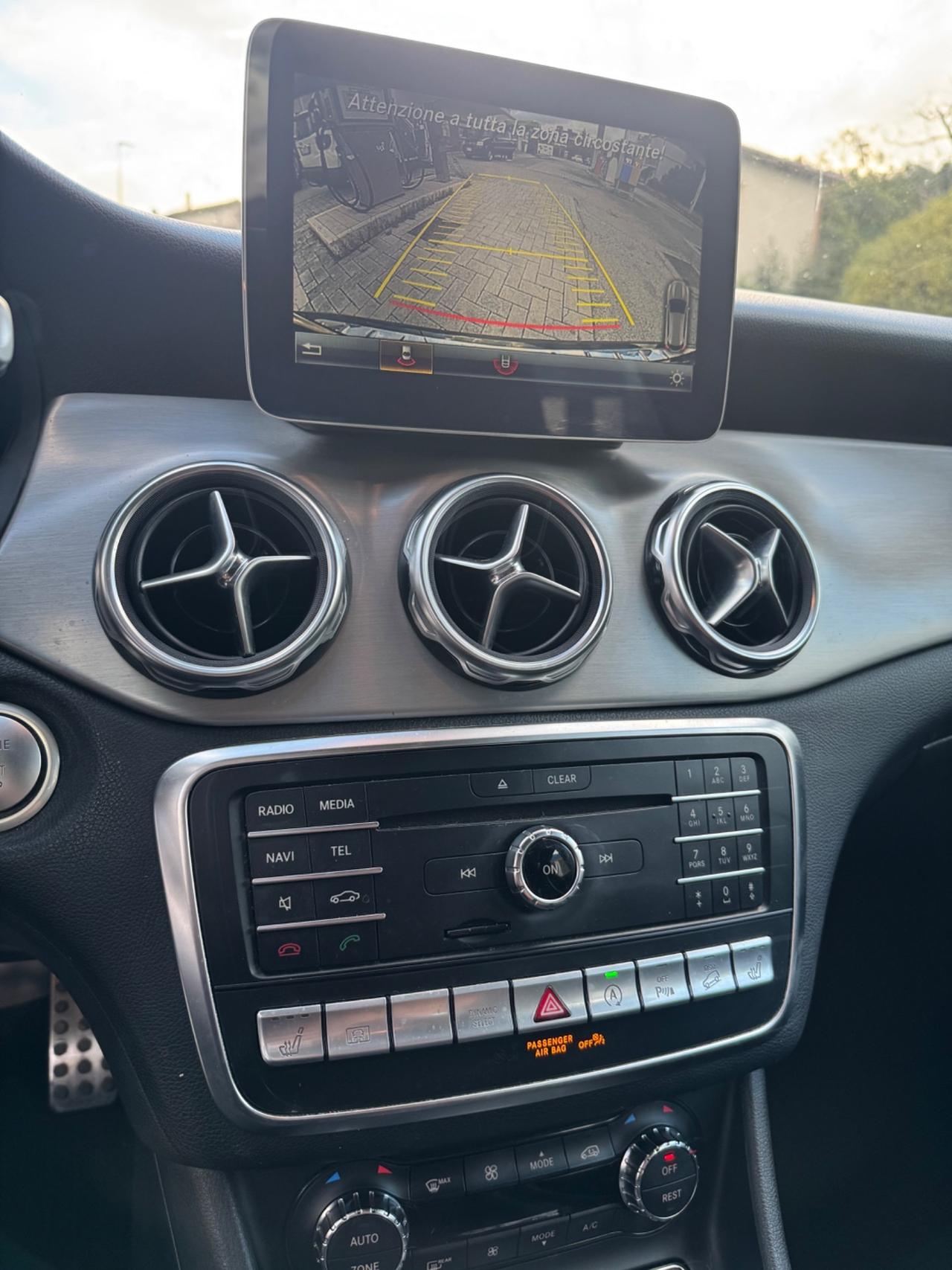 Mercedes-benz GLA 200 d 4Matic Premium FULL