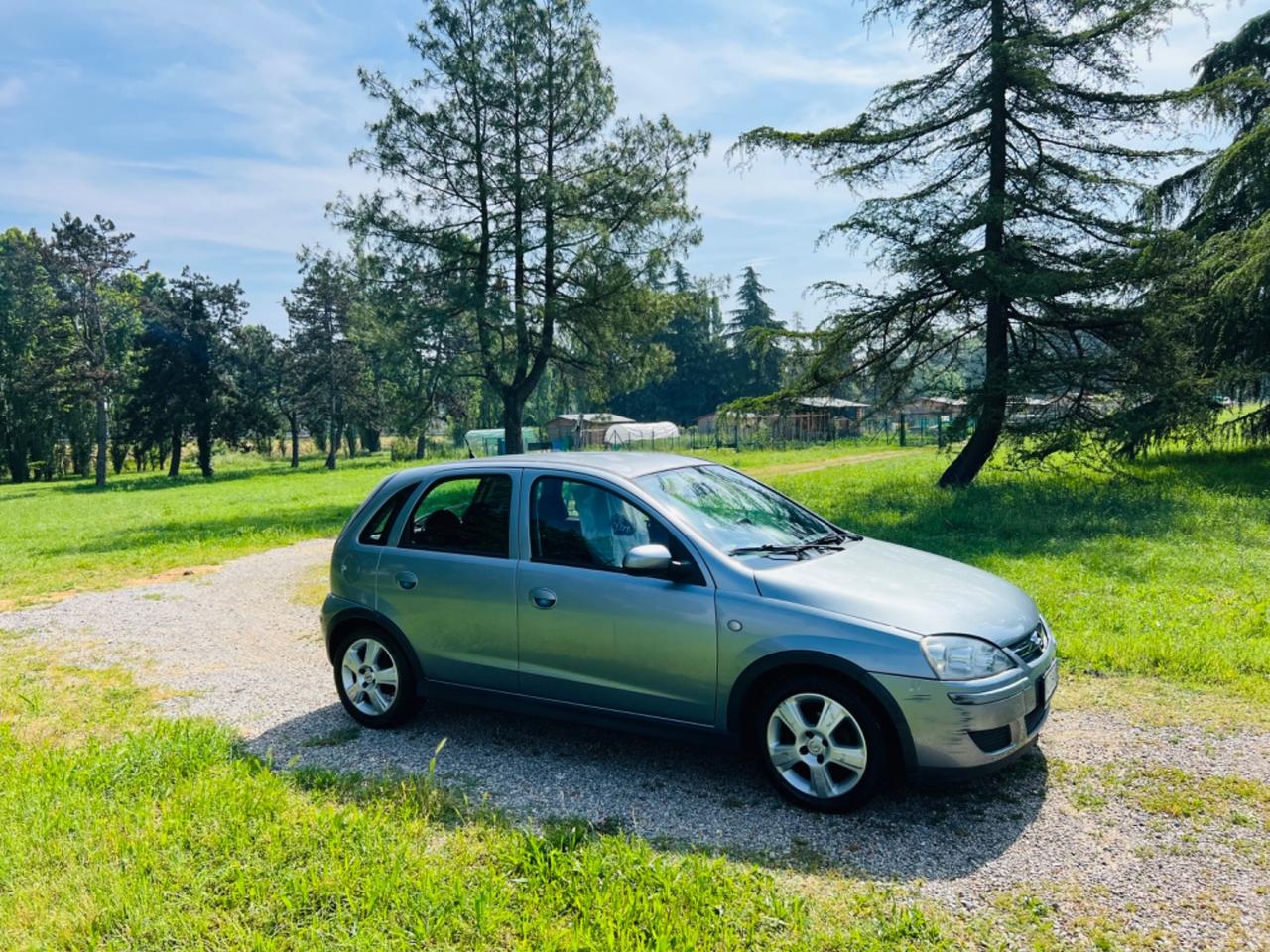 Opel Corsa 1.2 CON 12 MESI DI GARANZIA