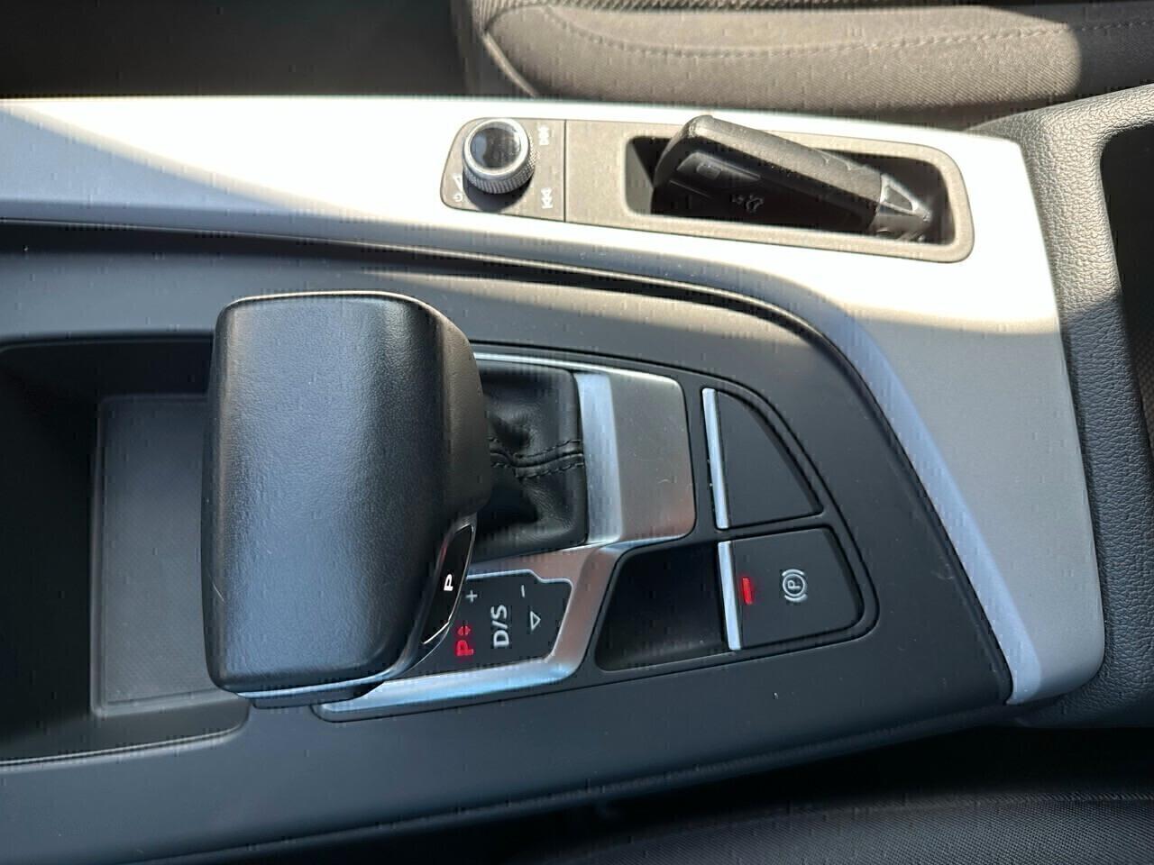 Audi A4 Avant 40 TDI quattro S tronic