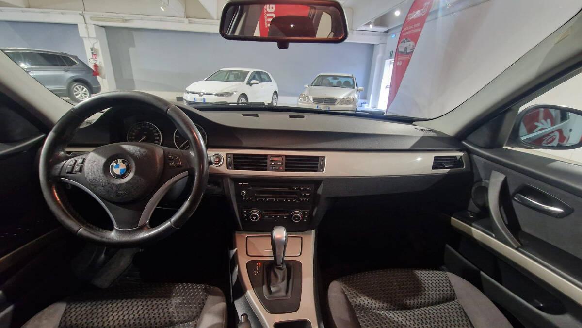 BMW Serie 3 Touring 318d 2.0 Attiva 143cv FL