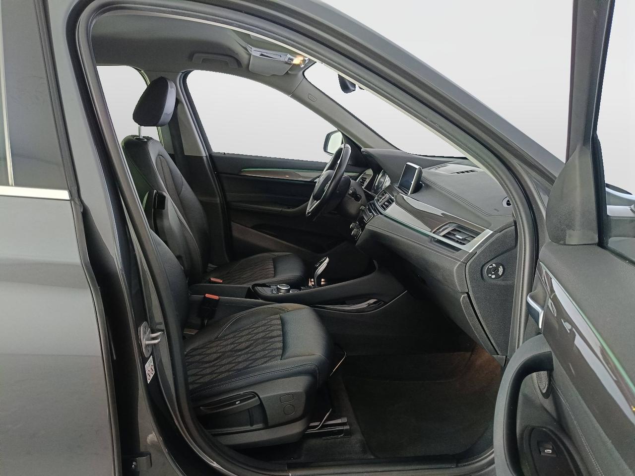 BMW X1 F48 2019 - X1 sdrive18d xLine auto