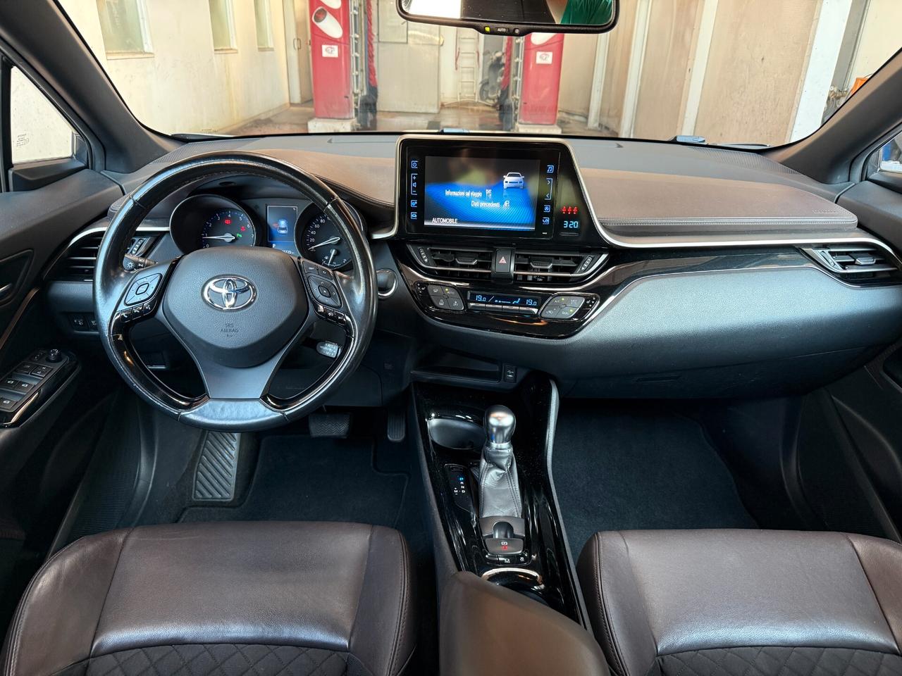 Toyota C-HR 1.2 Turbo CVT 4WD Lounge