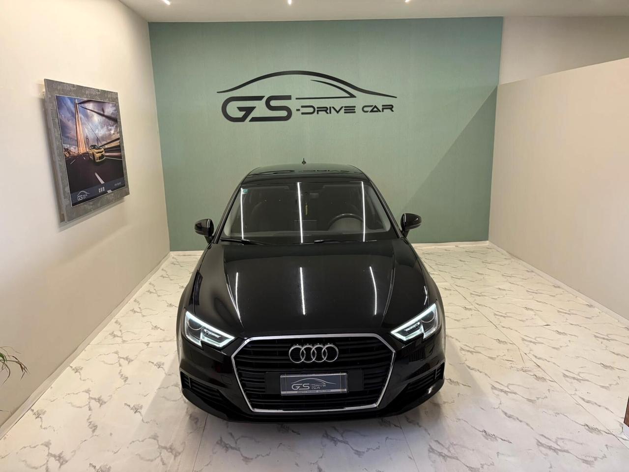Audi A3 sportback SPB 30 TDI 1600cc 116cv Admired
