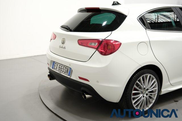 ALFA ROMEO Giulietta 1750 TURBO TCT QUADRIFOGLIO VERDE