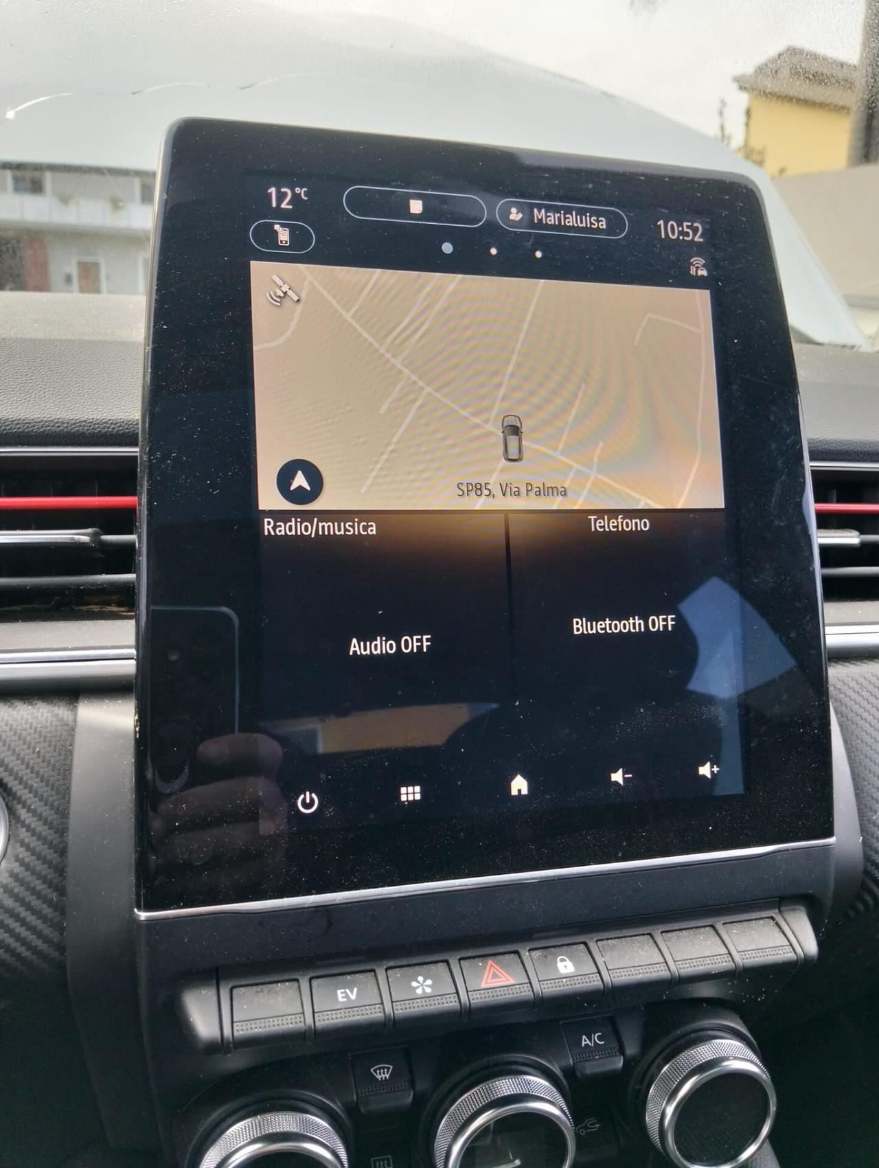 Captur Hybrid E-Tech 145cv RS Line 2022 SINISTRATA