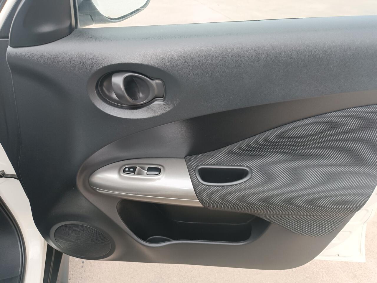 Juke 1.6 Acenta UNIPROPRIETARIO KM 90000
