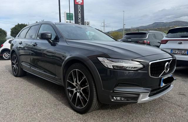 VOLVO V90 Cross Country D4 AWD Pro