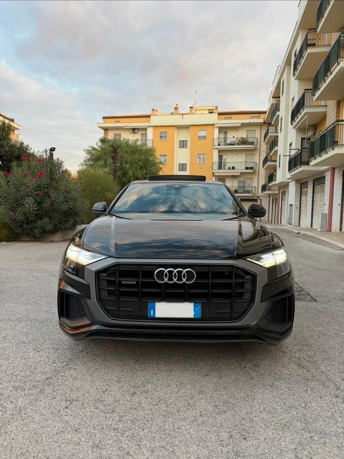 Audi Q8 50 TDI 286 CV quattro tiptronic Sport