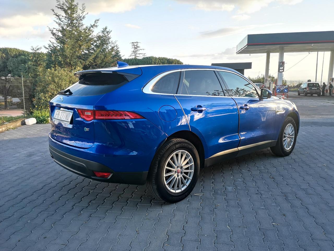 Jaguar F-Pace 2.0 D 163 CV Portfolio