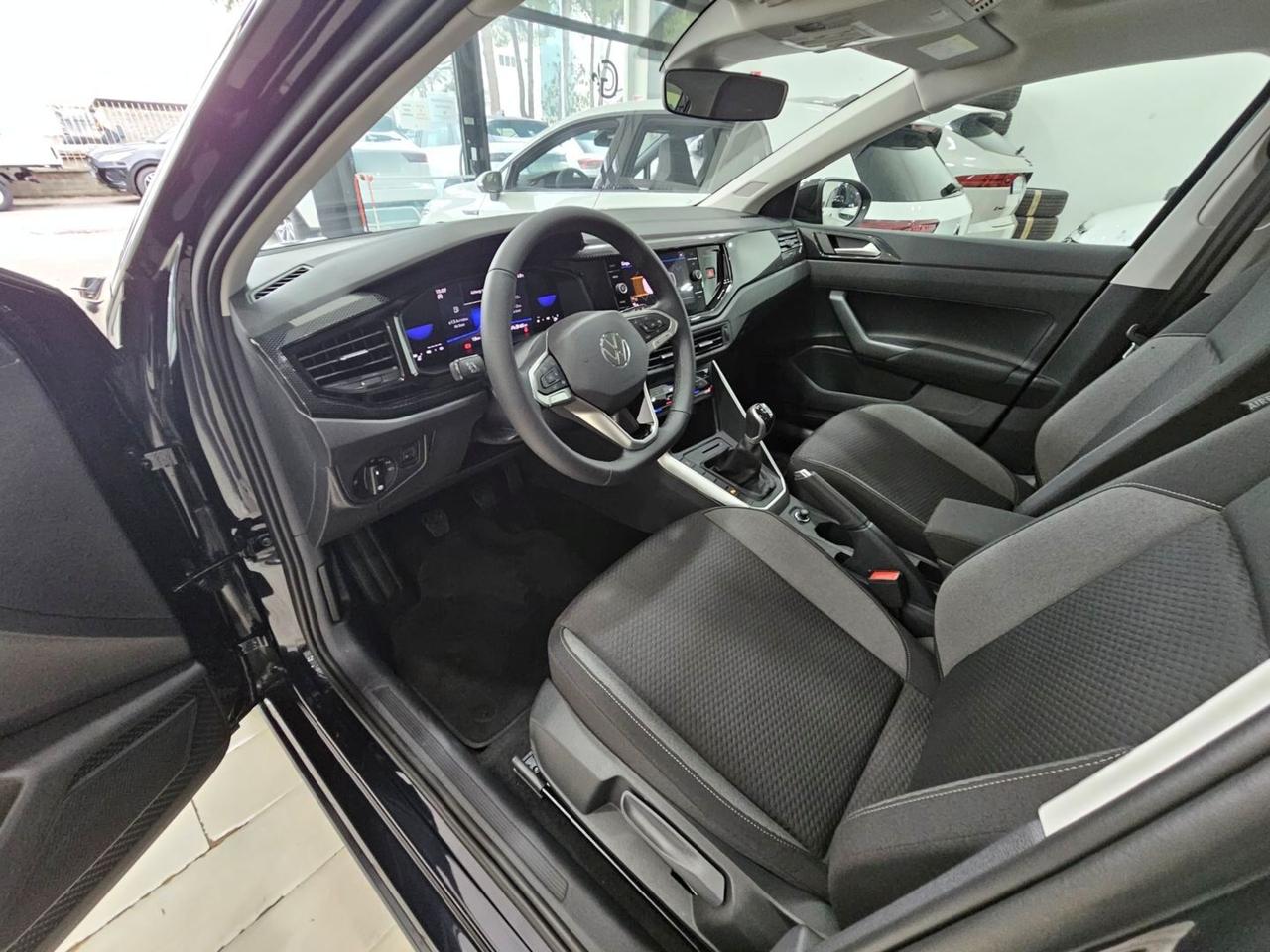 Volkswagen Taigo Life C.16" LED PDC Tetto Cruise Neopatentati