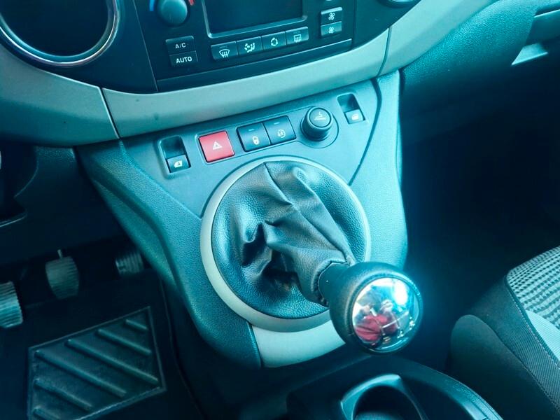 PEUGEOT Partner Tepee 1.6 HDi 92CV Outdoor