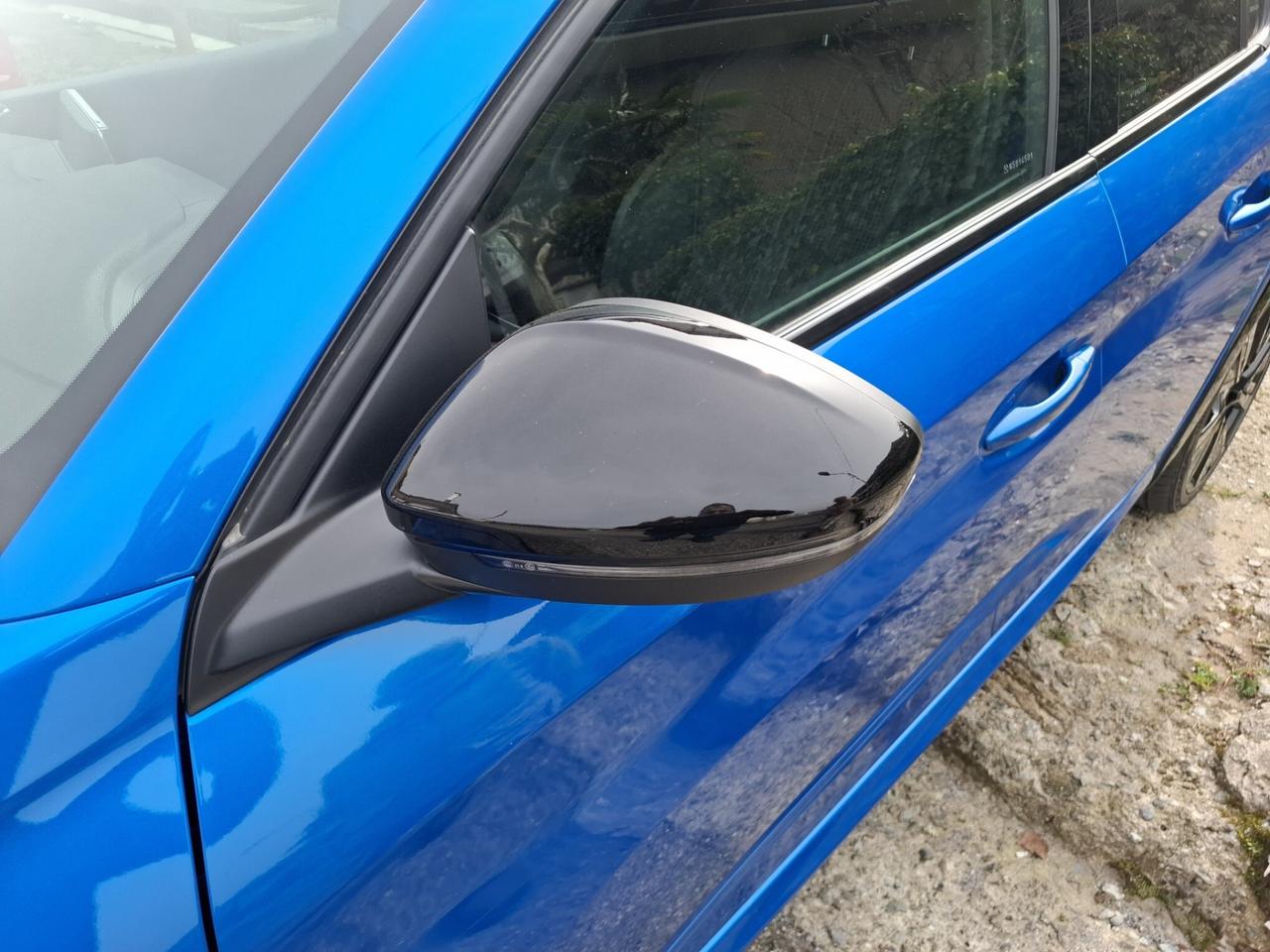 Peugeot 208 PureTech 1.2 GT line 100 cv 2023