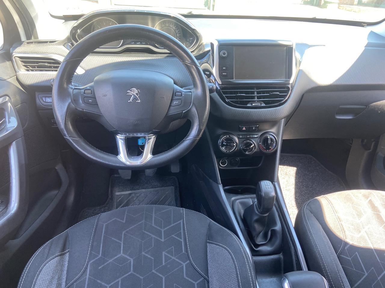 Peugeot 2008 PureTech 82 Access Benz/gpl