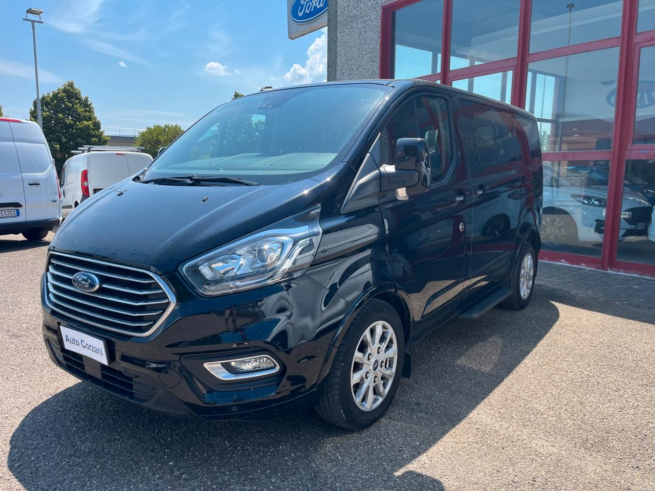 Ford Tourneo Custom 320 2.0 EcoBlue 130CV aut. PC Titanium