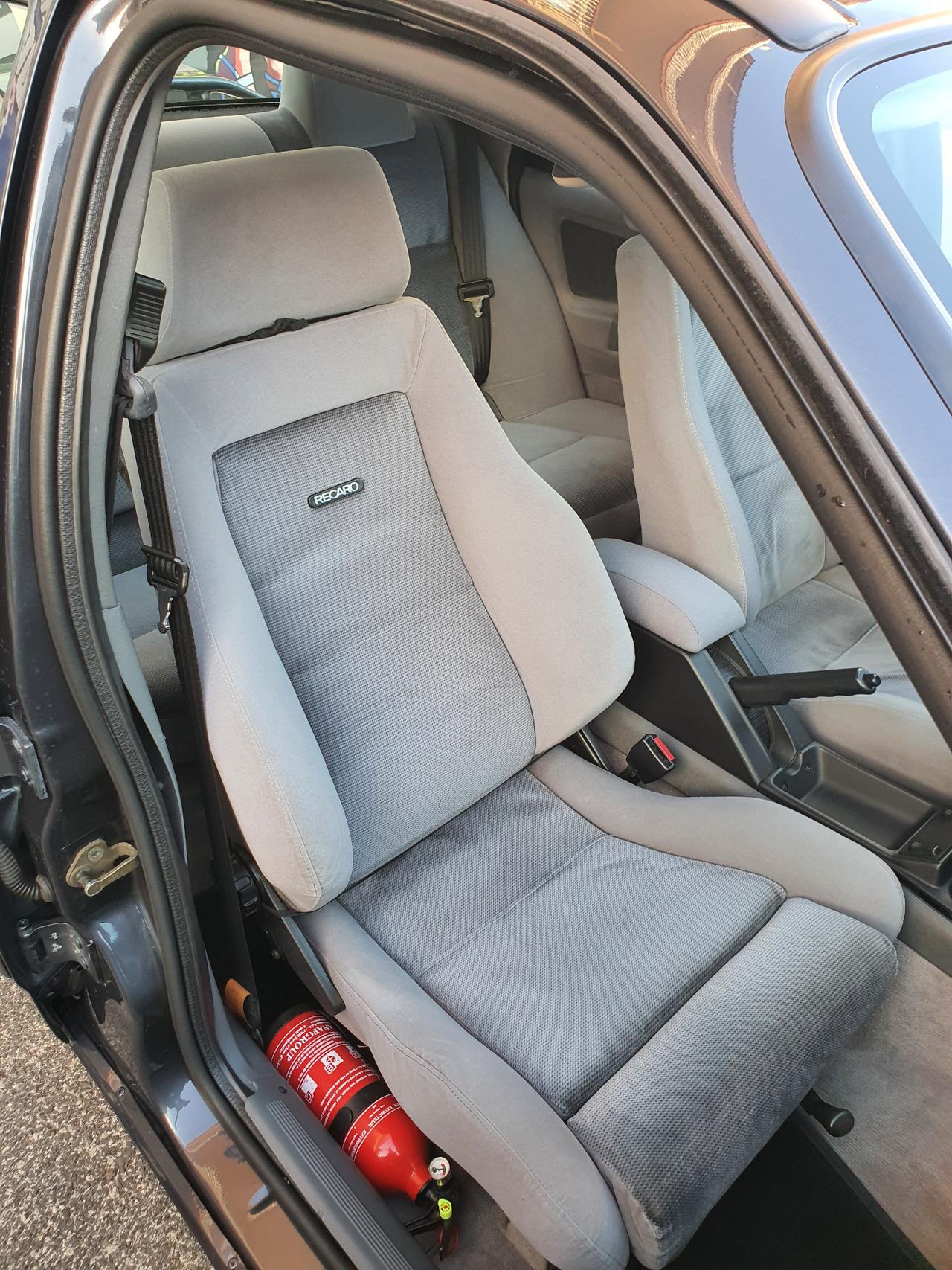 Ford Sierra 2.0i turbo 16V 4p. RS Cosworth RESTAURO TOTALE LEGGI DESCRIZIONE