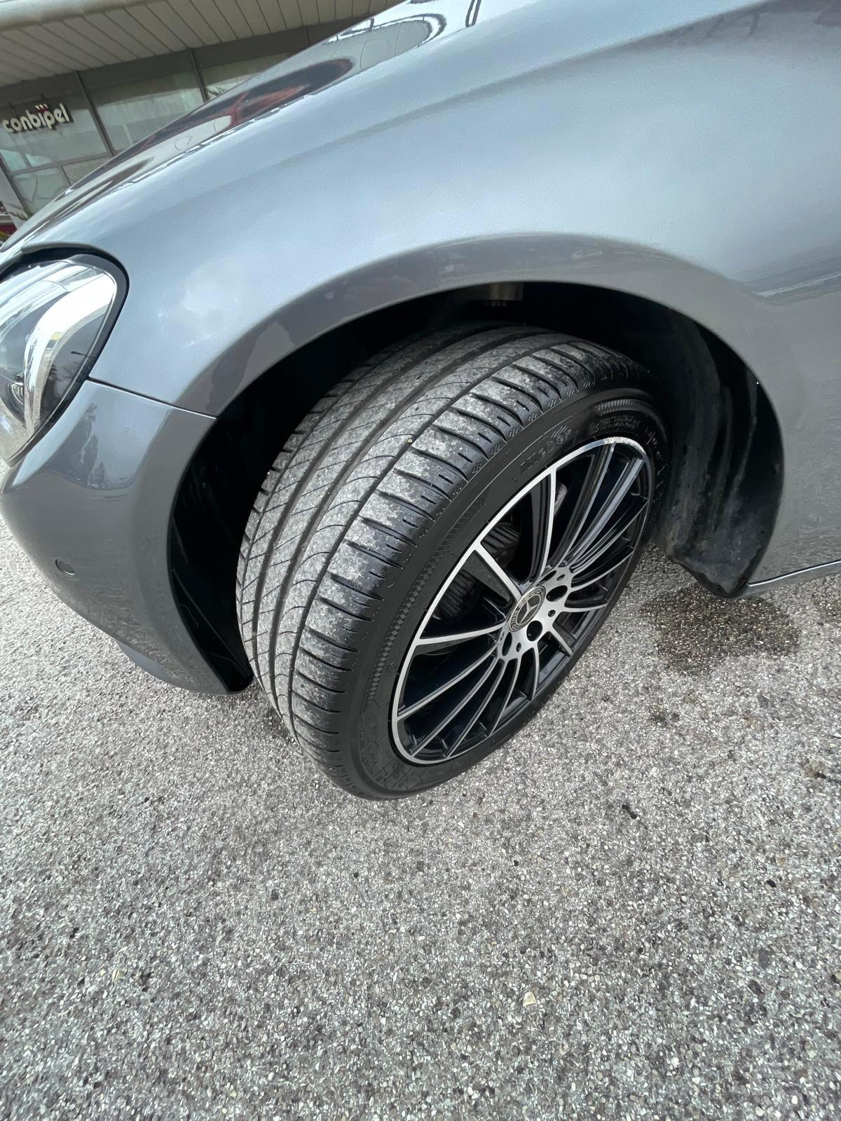 Mercedes-benz C 200 d S.W. Auto Premium (AMG) Automatico 135 mila km