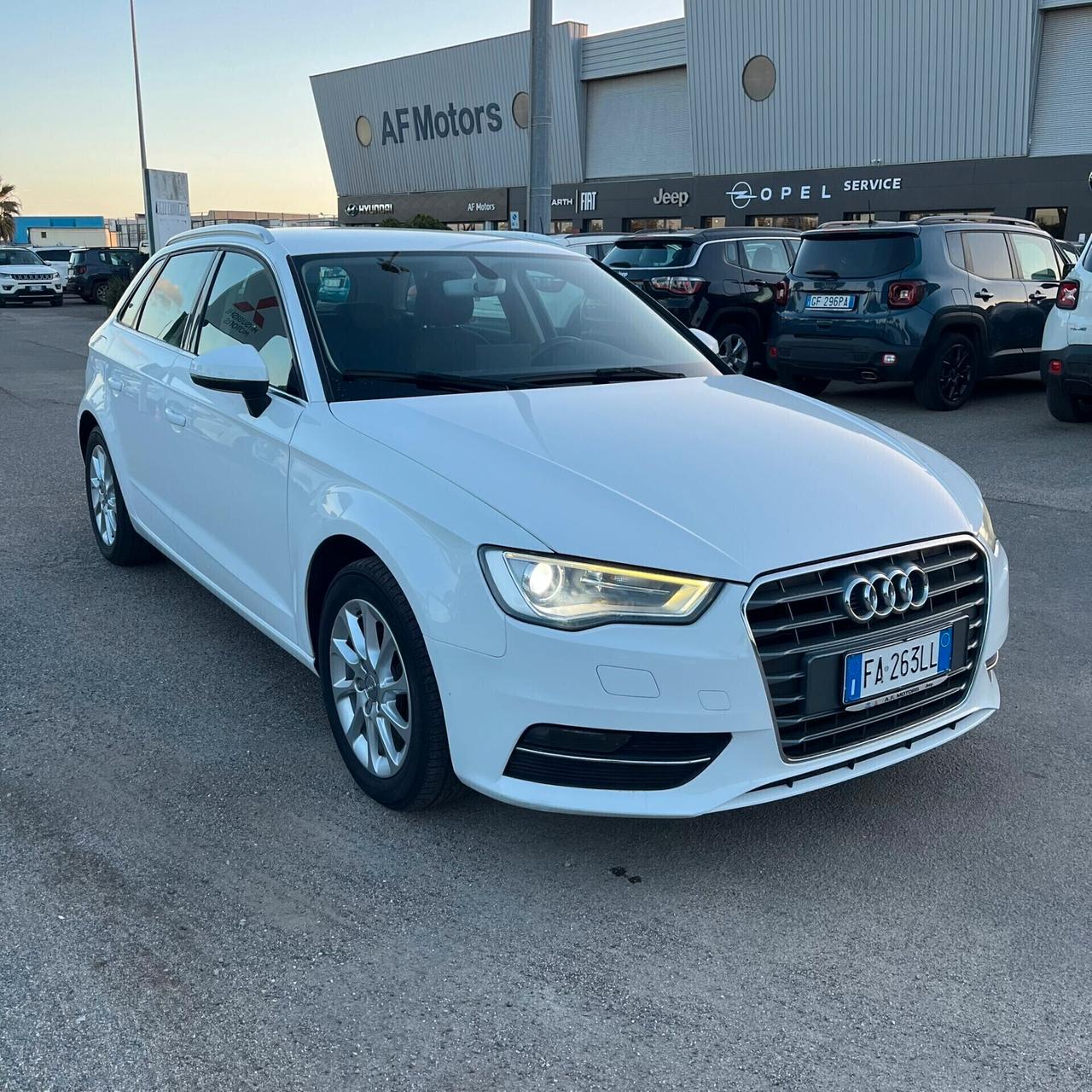 Audi A3 SPB 1.6 TDI clean diesel S tronic Attraction