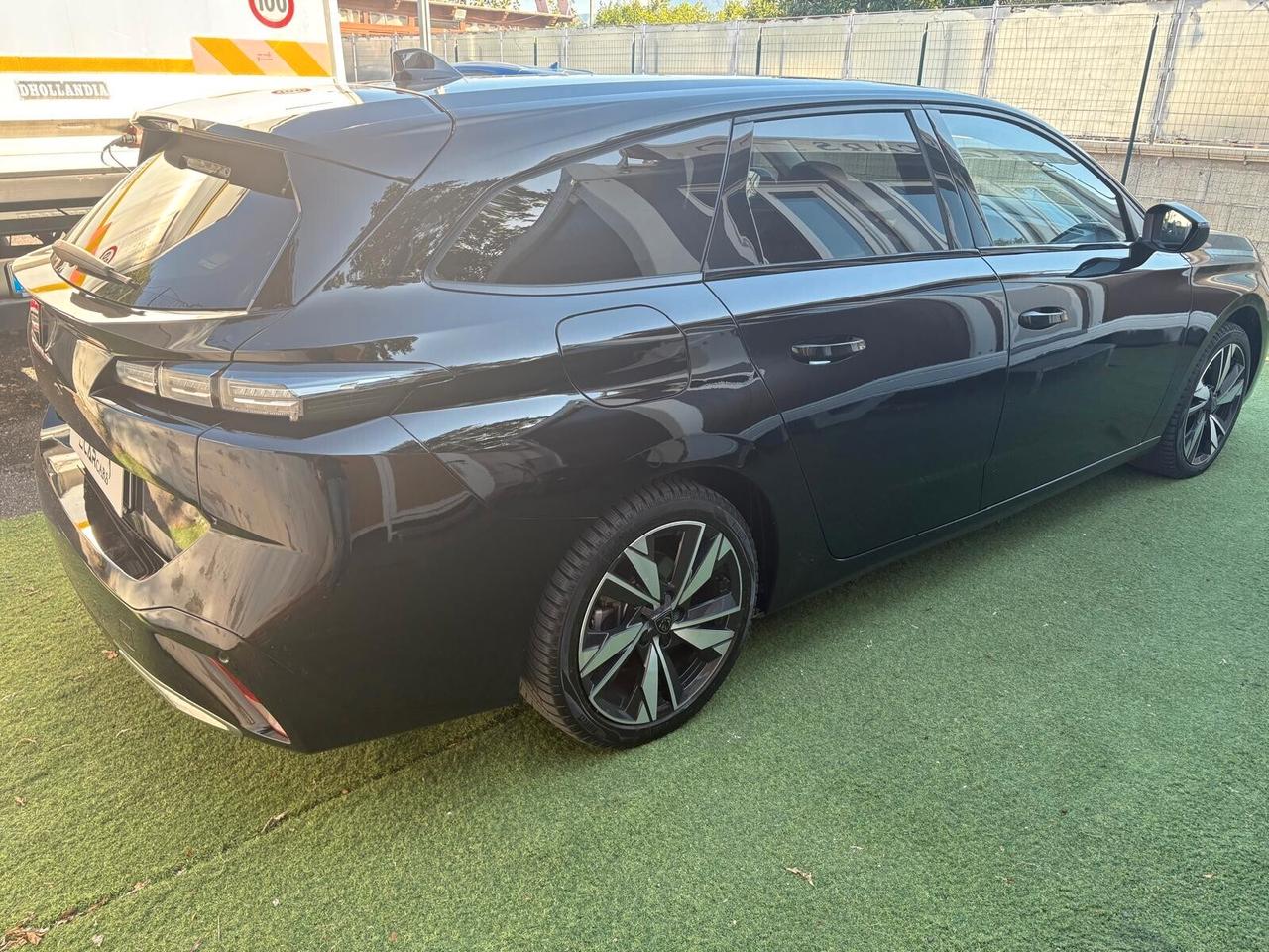 Peugeot 308 BlueHDi 130 S&S SW Allure CAMBIO AUTOMATICO