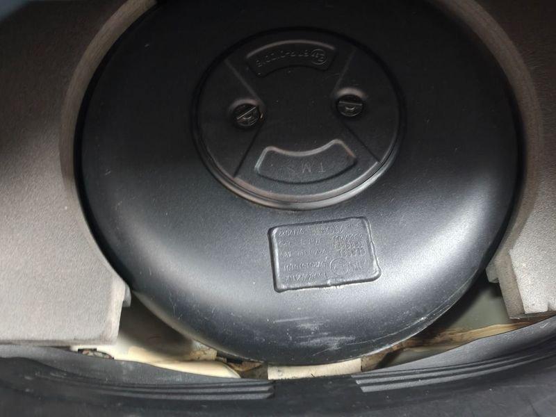 Lancia Ypsilon Ypsilon 1.2 69 CV 5 porte GPL TETTO APRIBILE