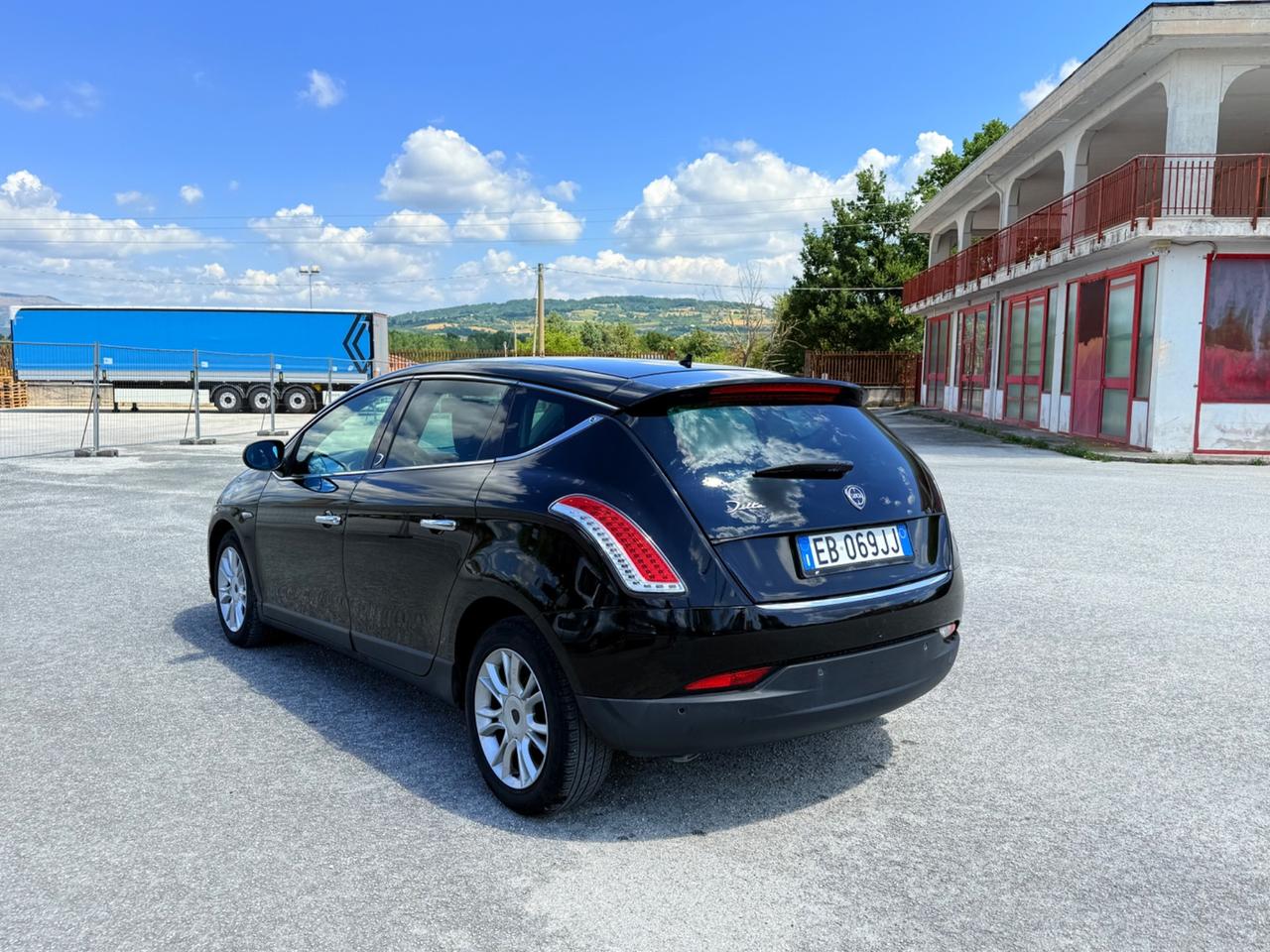 Lancia Delta 1.6 MJT DPF Argento