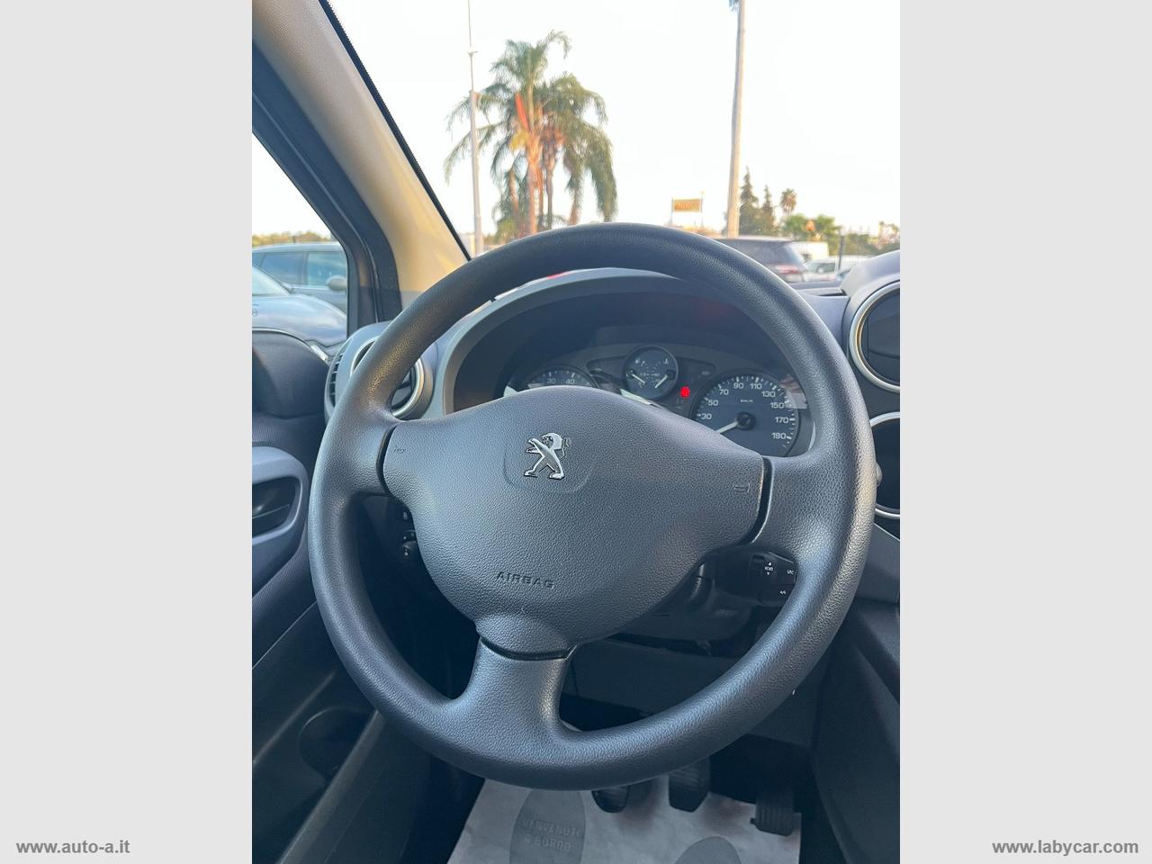 PEUGEOT Partner Tepee 1.6 e-HDi 92 Outdoor