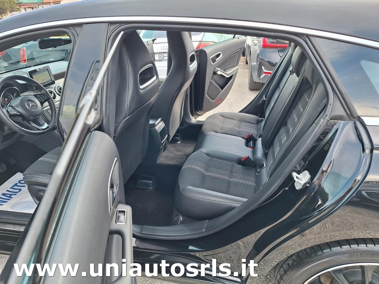 Mercedes-benz CLA 180 d Premium