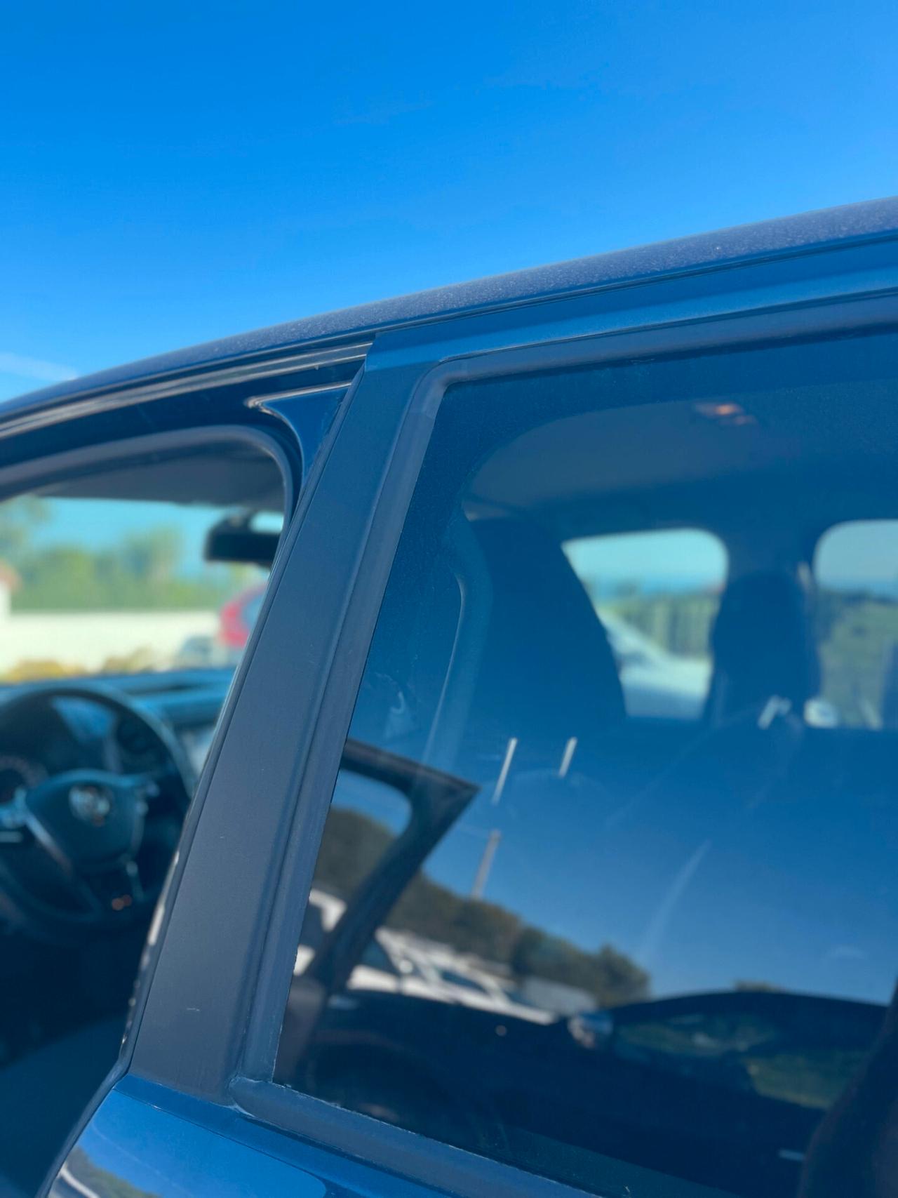 Volkswagen Amarok 2.0 BiTDI 180 CV hunter