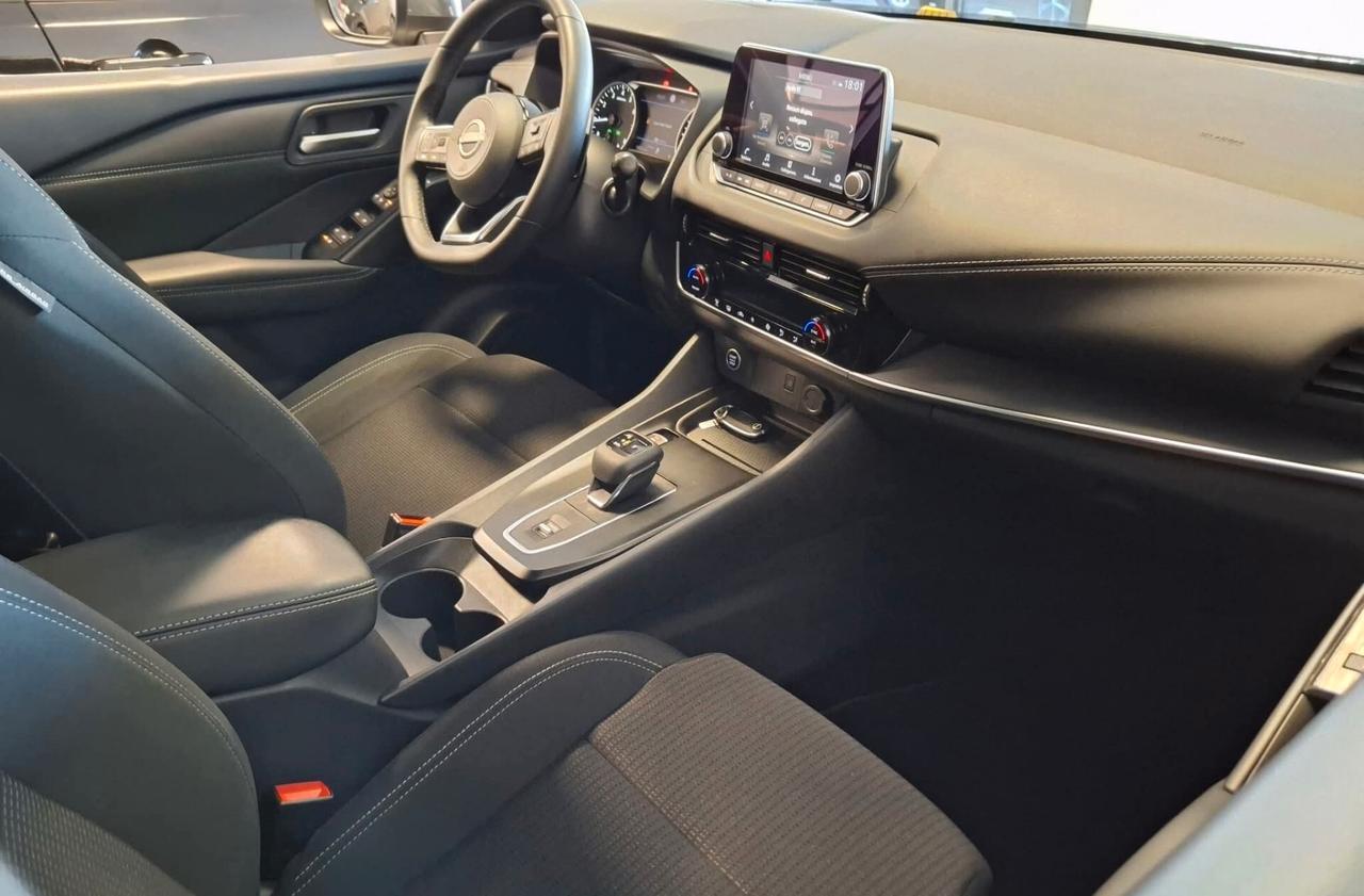 Nissan Qashqai Hybrid 158cv full optional