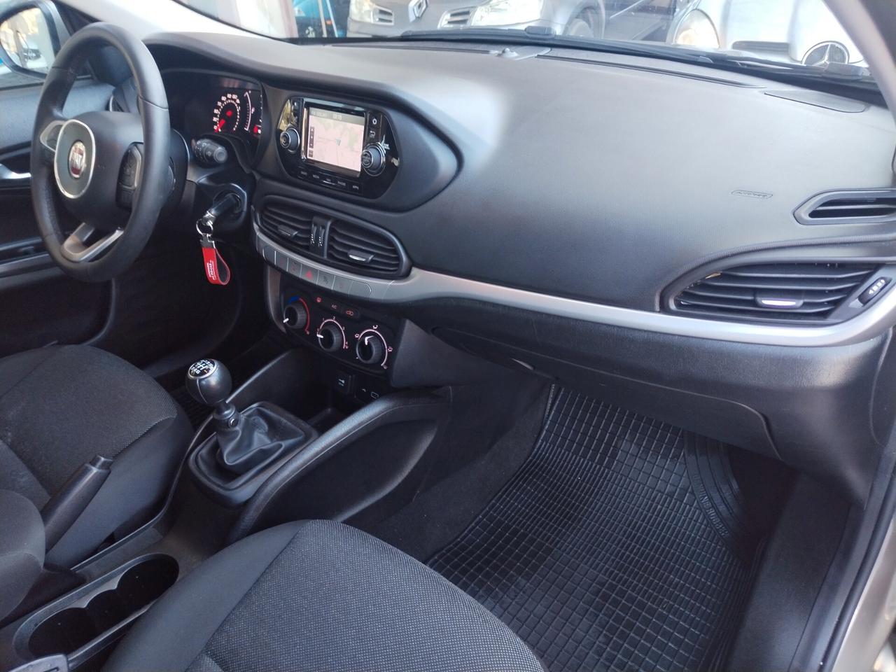 Fiat Tipo 1.6 Mjt S&S SW Lounge