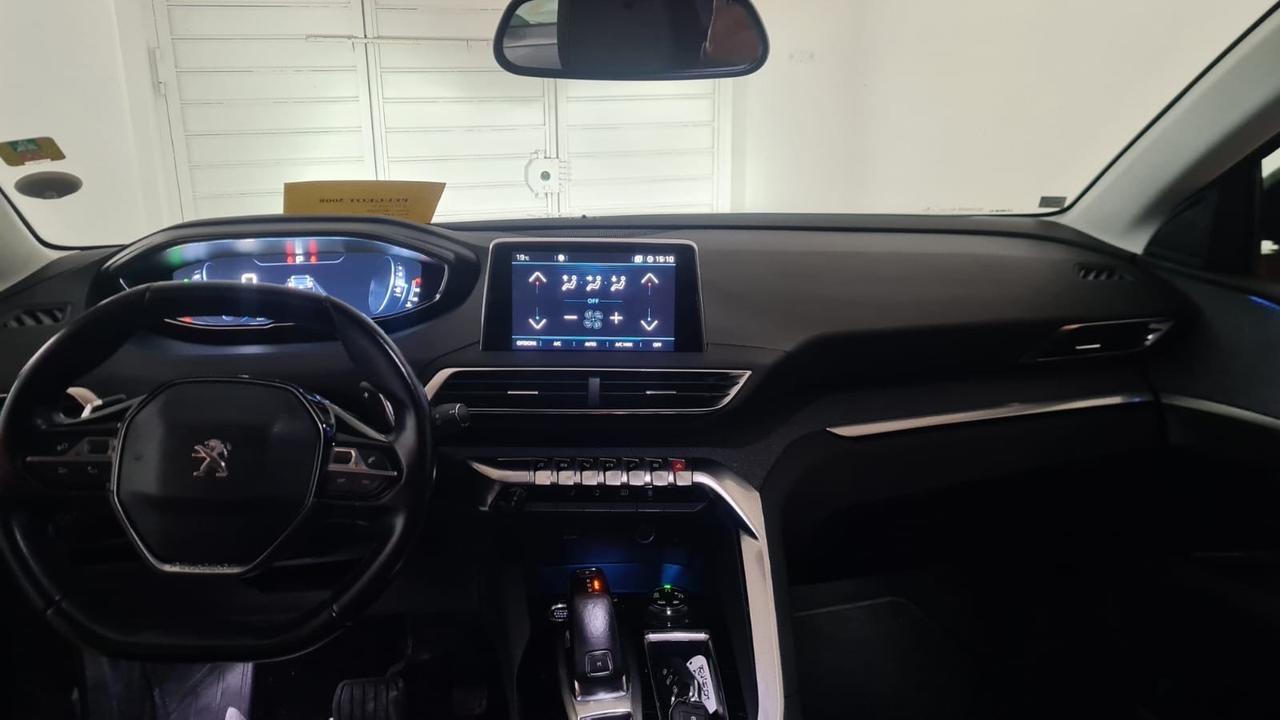 Peugeot 3008 BlueHDi 130 S&S EAT8 Active