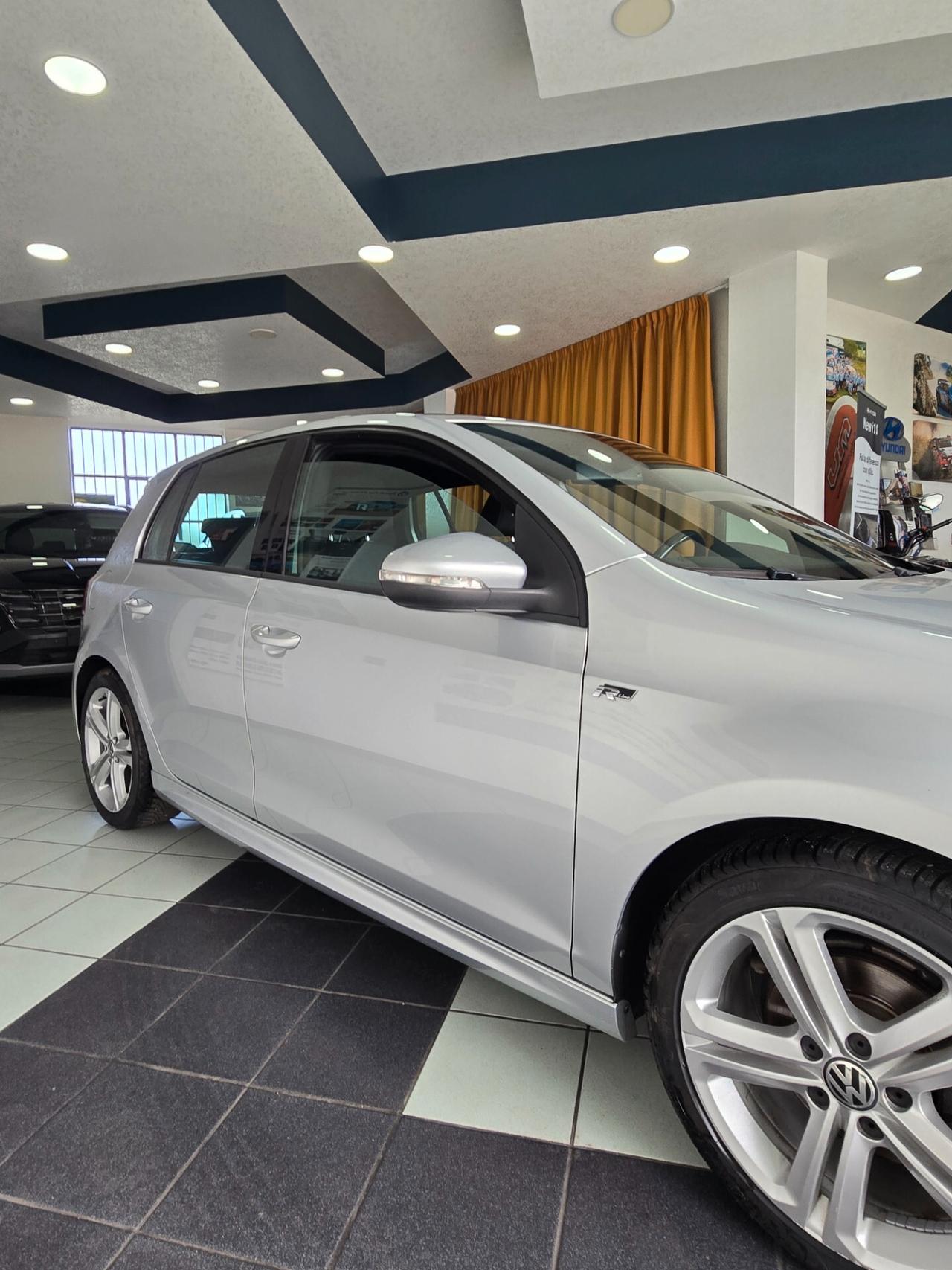 Volkswagen Golf 1.6 TDI R Line