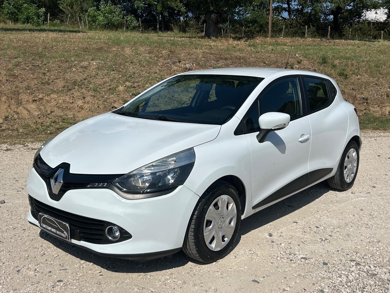 Renault Clio 1.2 75CV GPL 5 porte Wave gpl revisionato neopatentati