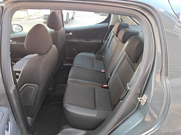 PEUGEOT 207 1.4 HDi 68 cv 5 porte - 2011