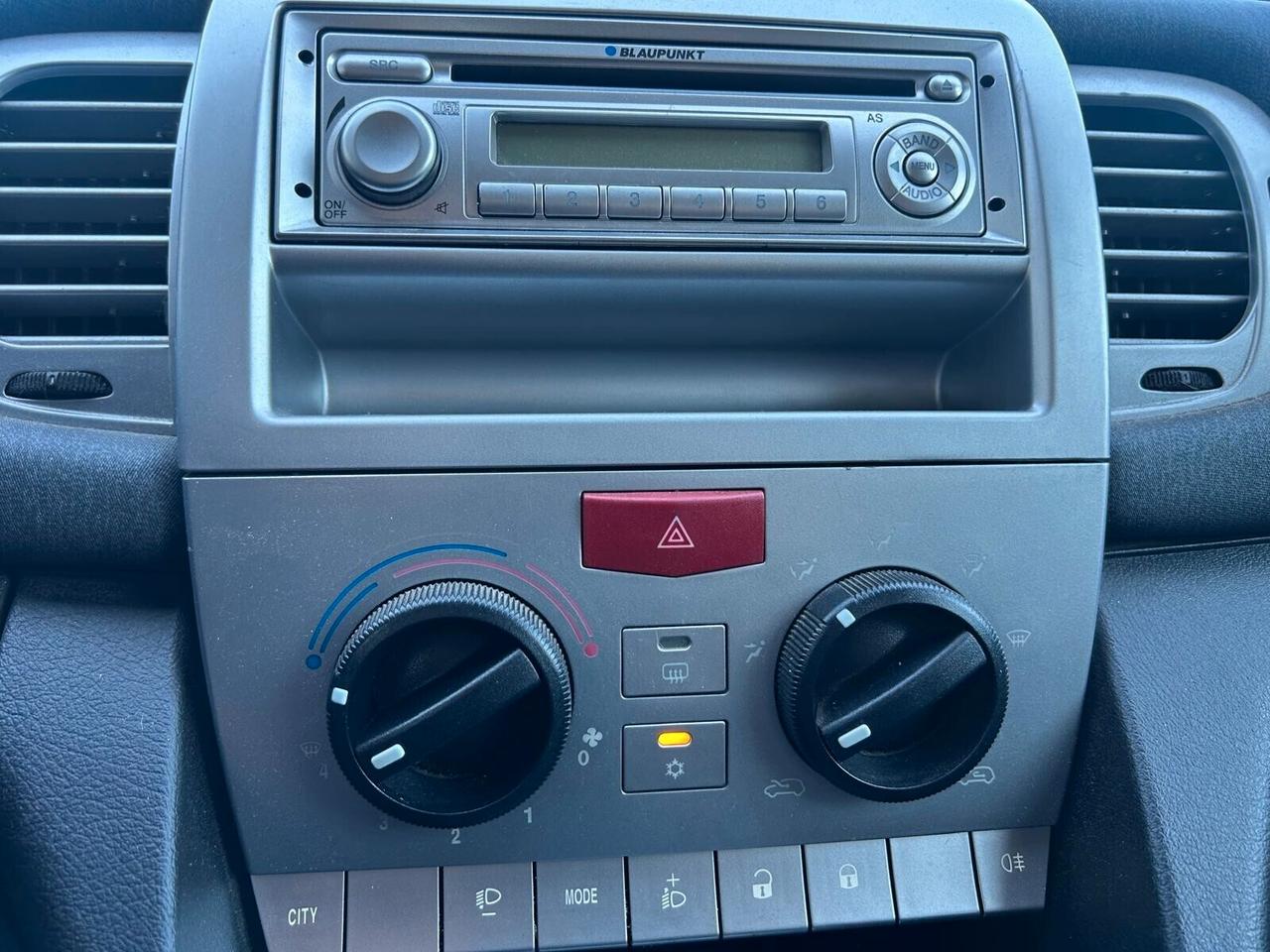 Lancia Ypsilon 1.2 69 CV Diva OK NEOPATENTATI