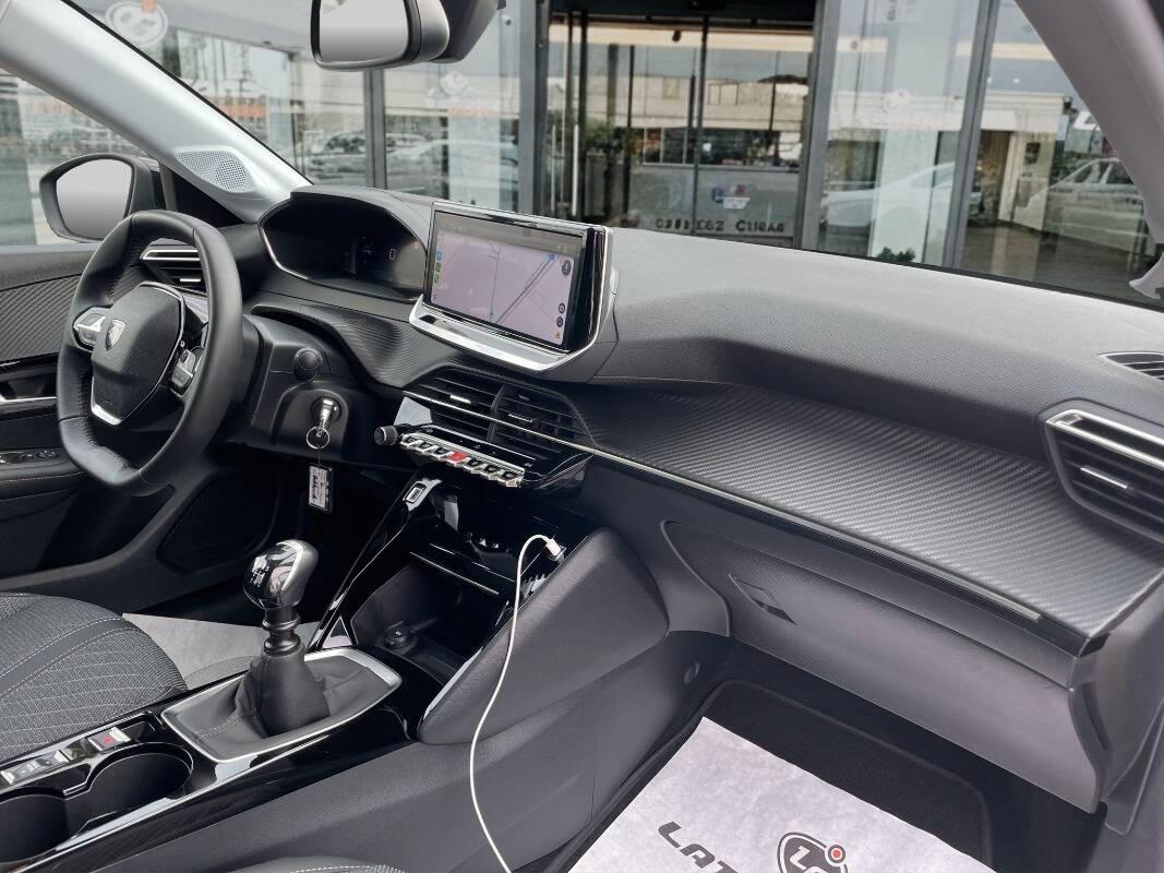 Peugeot 208 1.2 puretech Allure s&s 100cv con CarPlay