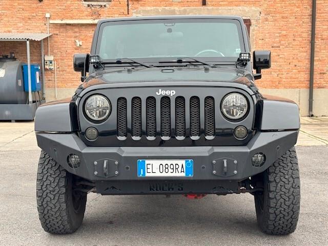Jeep Wrangler Unlimited 2.8 CRD DPF Sahara Auto