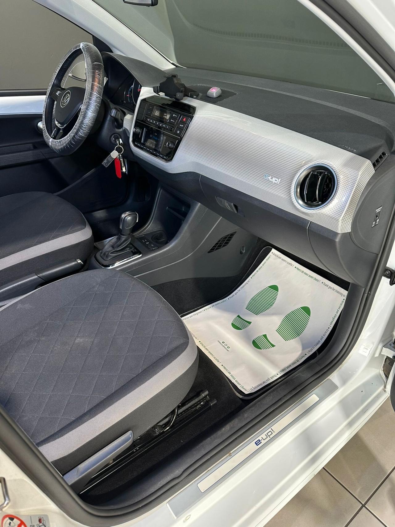 Volkswagen up! e-up! 83 CV