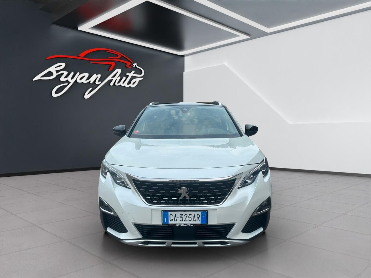 Peugeot 3008 Hybrid4 300 e-EAT8 GT