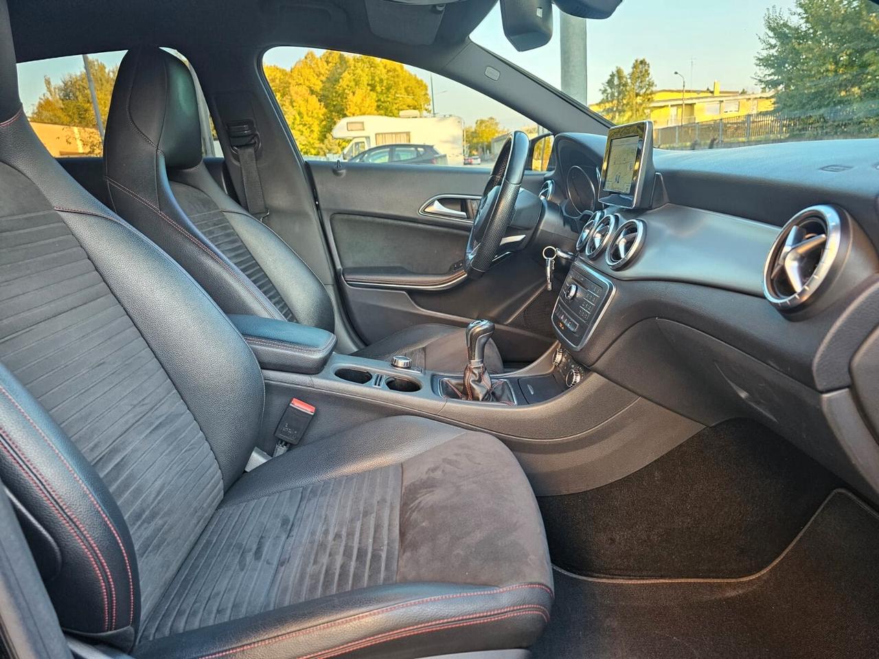 Mercedes-benz CLA 200d 136cv Shooting Brake Premium*AMG*
