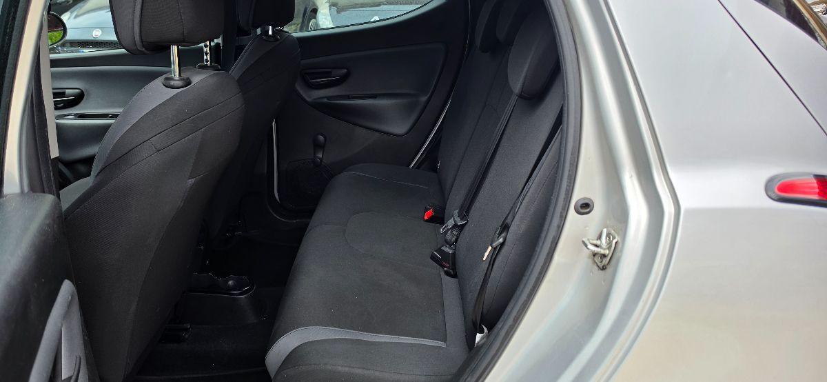 LANCIA Ypsilon 1.2 69 CV 5p. GPL Ecochic Silver